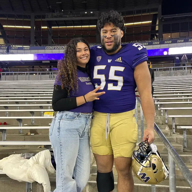 Troy Fautanu and his girlfriend, Carys Zayda, began dating in 2018