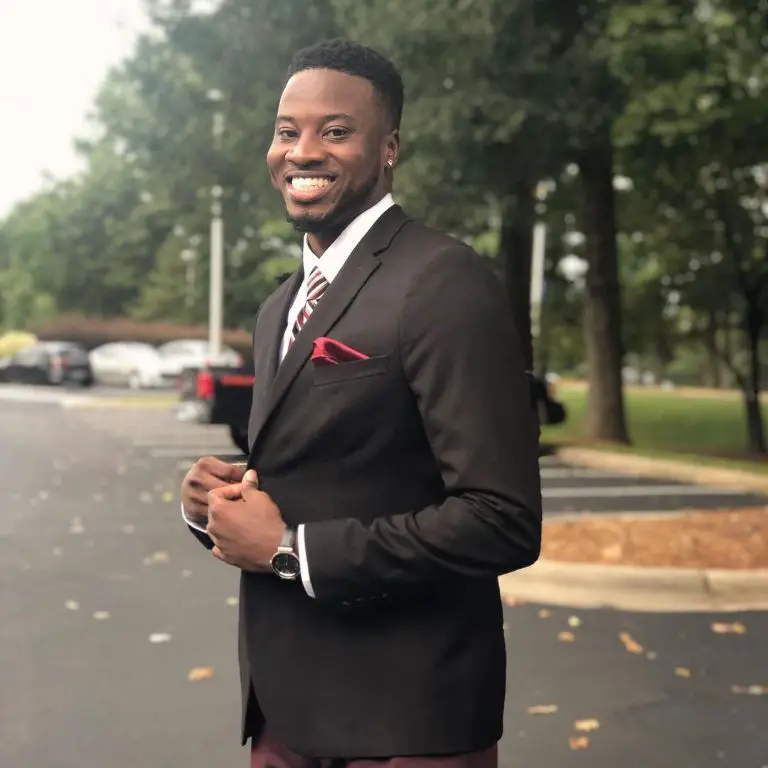 Deion Perry is a software account manager