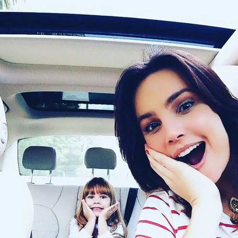 Antonella Rose with her mother, Giselle Hermeto taking a selfie during their car ride