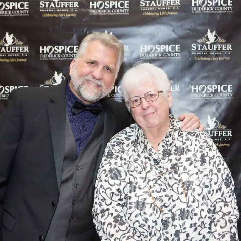 Daniel Roebuck with his mother, Elaine Espeland