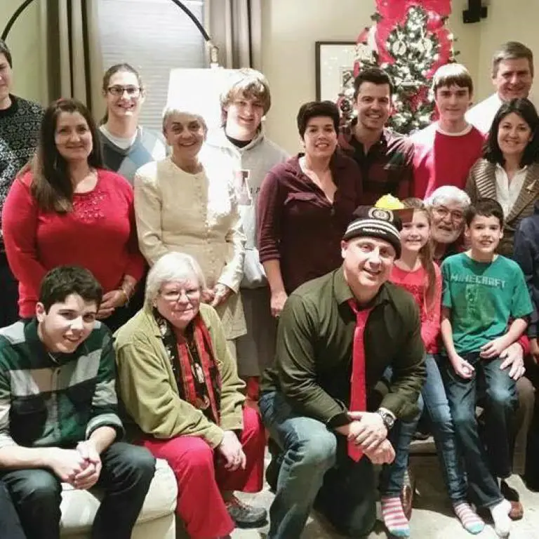 Jordan Knight's Family During Christmas