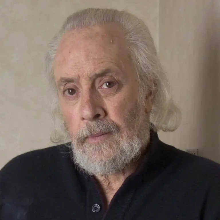 Robert Towne survived his spouse and daughters