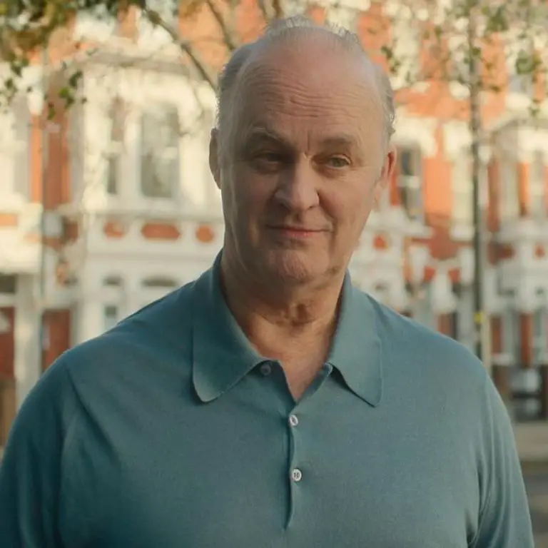 Tim McInnerny does not have any kids with his long term partner Annie