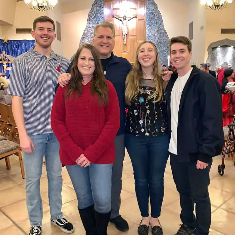 Daniel Roebuck and his wife with kids.