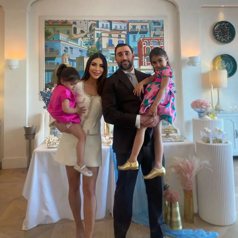 Taleen Marie and her husband Rafael Khanoyan enjoying a dinner night with their daughter Gabrielle Marie and Sienna Dean.