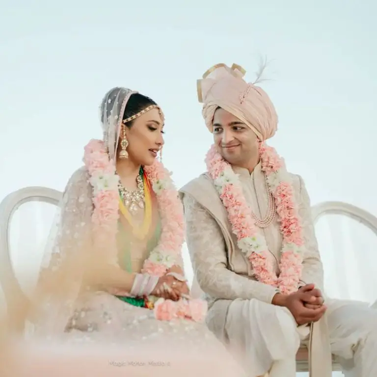 Abhimanyu Golchha married his wife Shreya Giri in a lavish wedding in Dubai in February 2022, after being engaged for over a year.