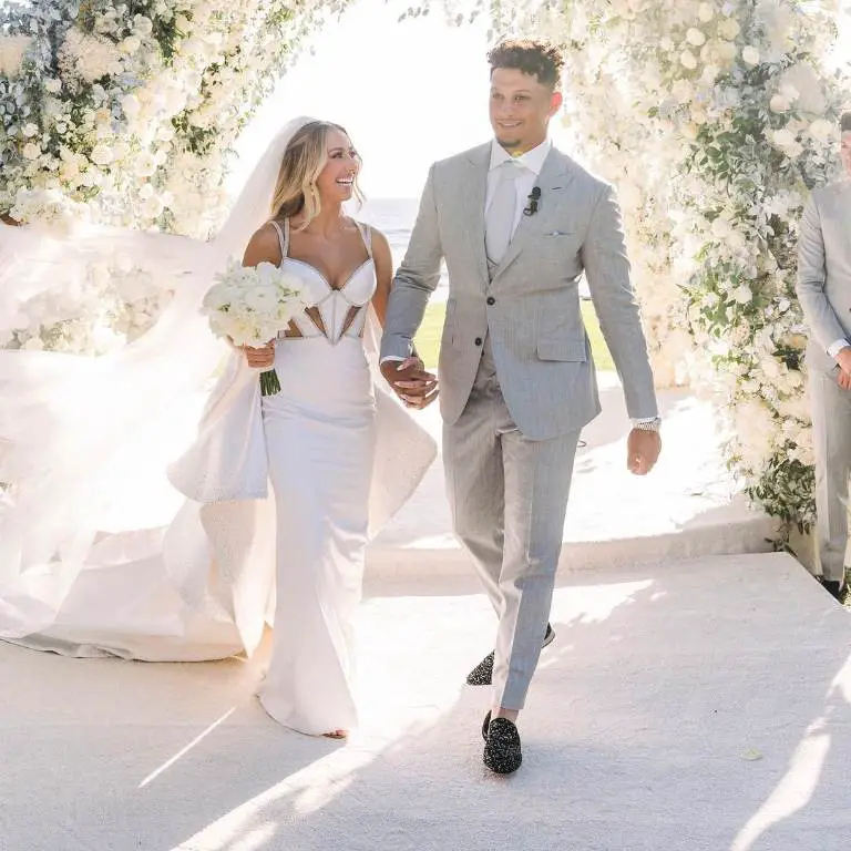 Wedding Picture Of Patrick Mahomes And Britttany Mahomes