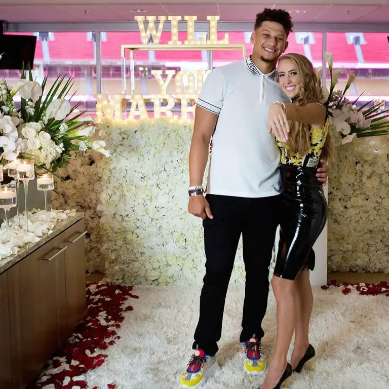 Patrick Mahomes Proposes His Girlfriend Brittany For Marriage