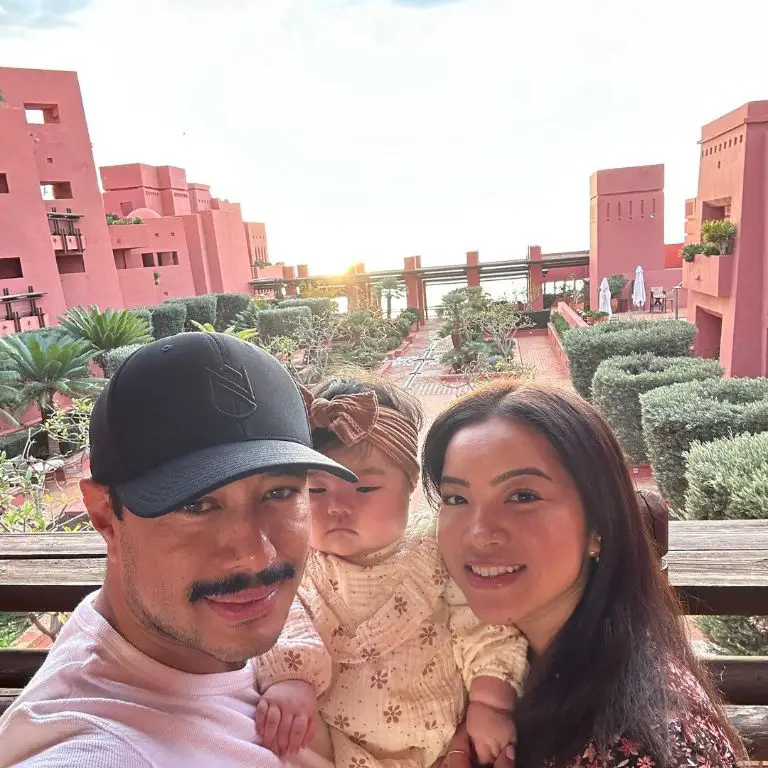 Nirmal with his wife Suchi and daughter Himani Purja.