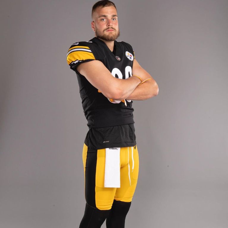 Patrick Freiermuth is an American professional football tight end for the Pittsburgh Steelers of the National Football League.