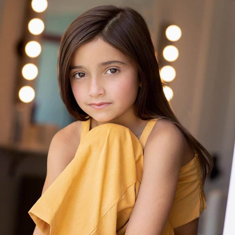 Kenzie Grey is a child actress.