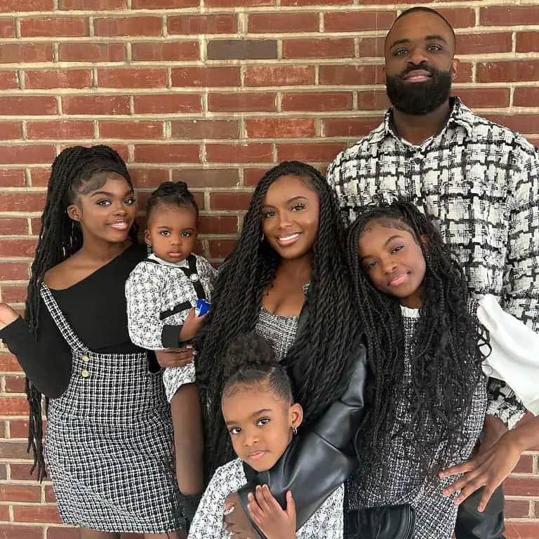 Melody Hurd with her family.