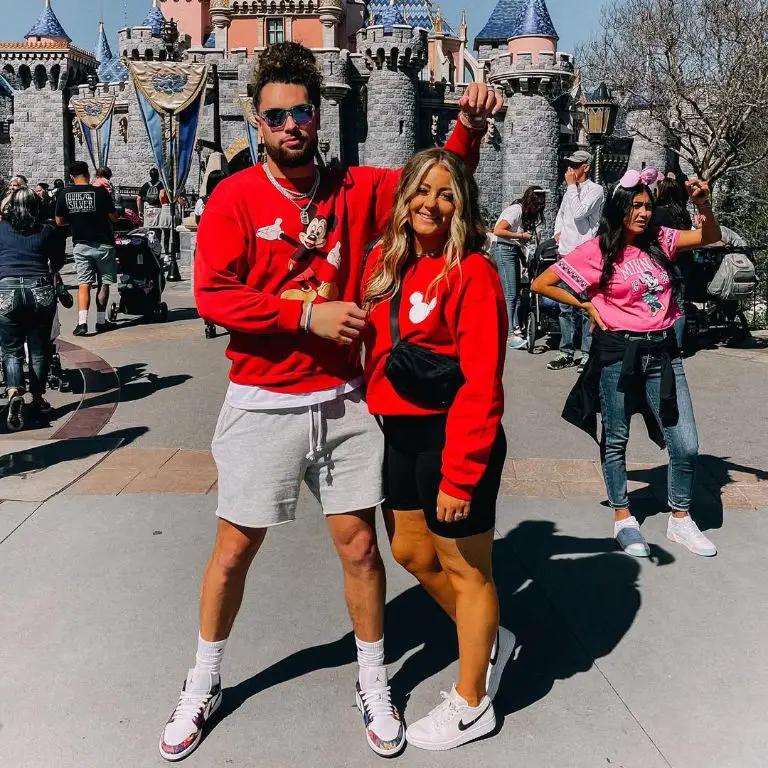 Simi Fehoko and his wife Bailey enjoying their time at the Disneyland.